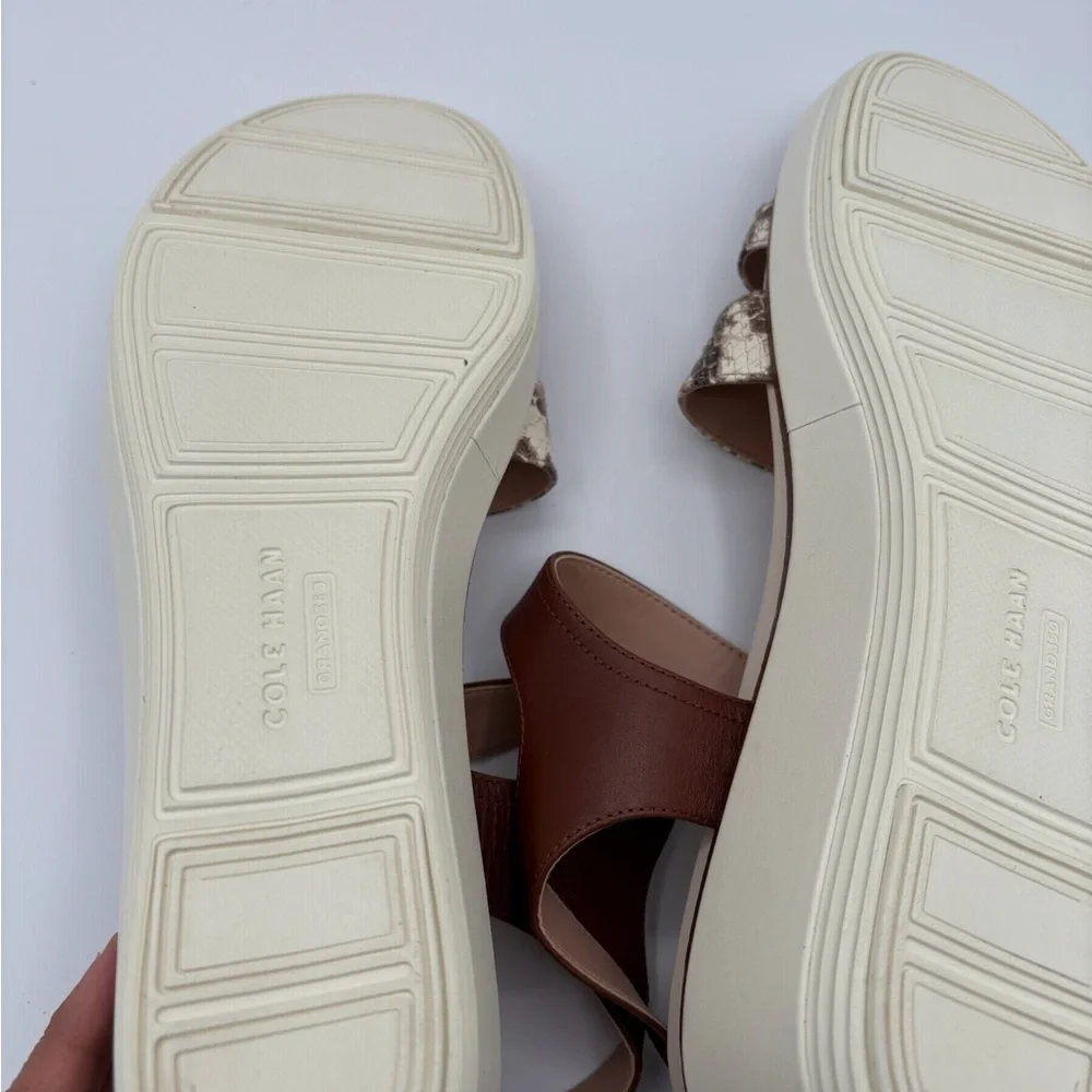Cole Haan OG Peyton Flatform Pecan Leather Sandal Snake Print Size 10B